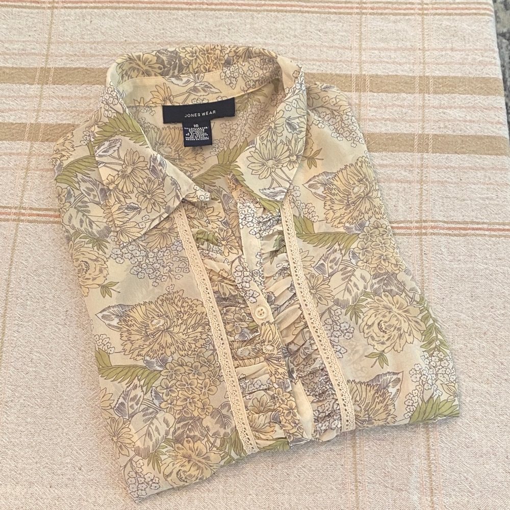 Jones Wear Floral Button Down Shirt - Green and Beige